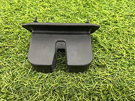 Накладка замка кришки багажника AUDI A8 D4 4 2011 (б/у)