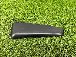 Накладка ліхтаря заднього AUDI A4 B9 2.0L 2017 лев. (б/у)