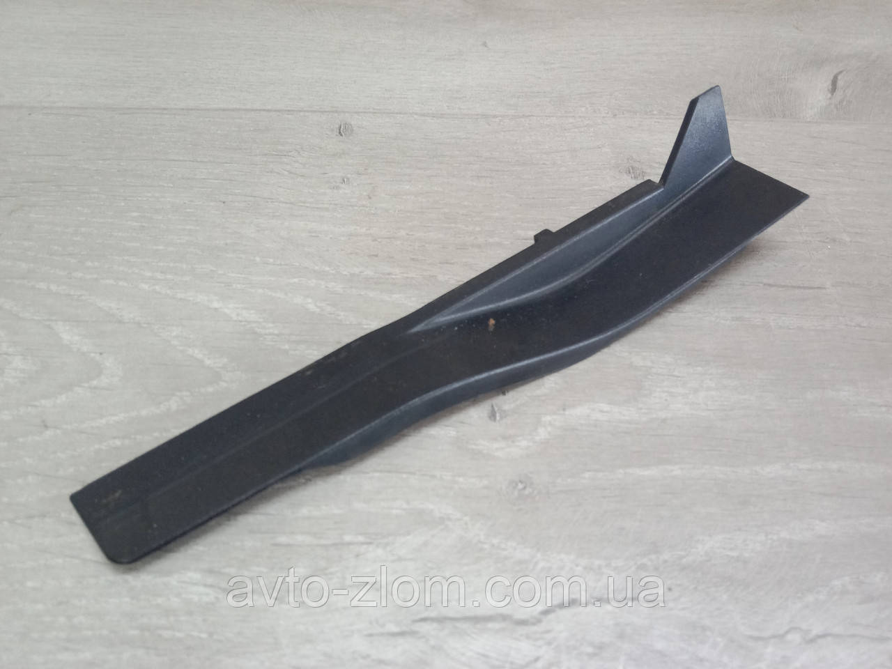 Накладка крила Opel Corsa D, Опель Корса Д. Права. 13199384., фото 1