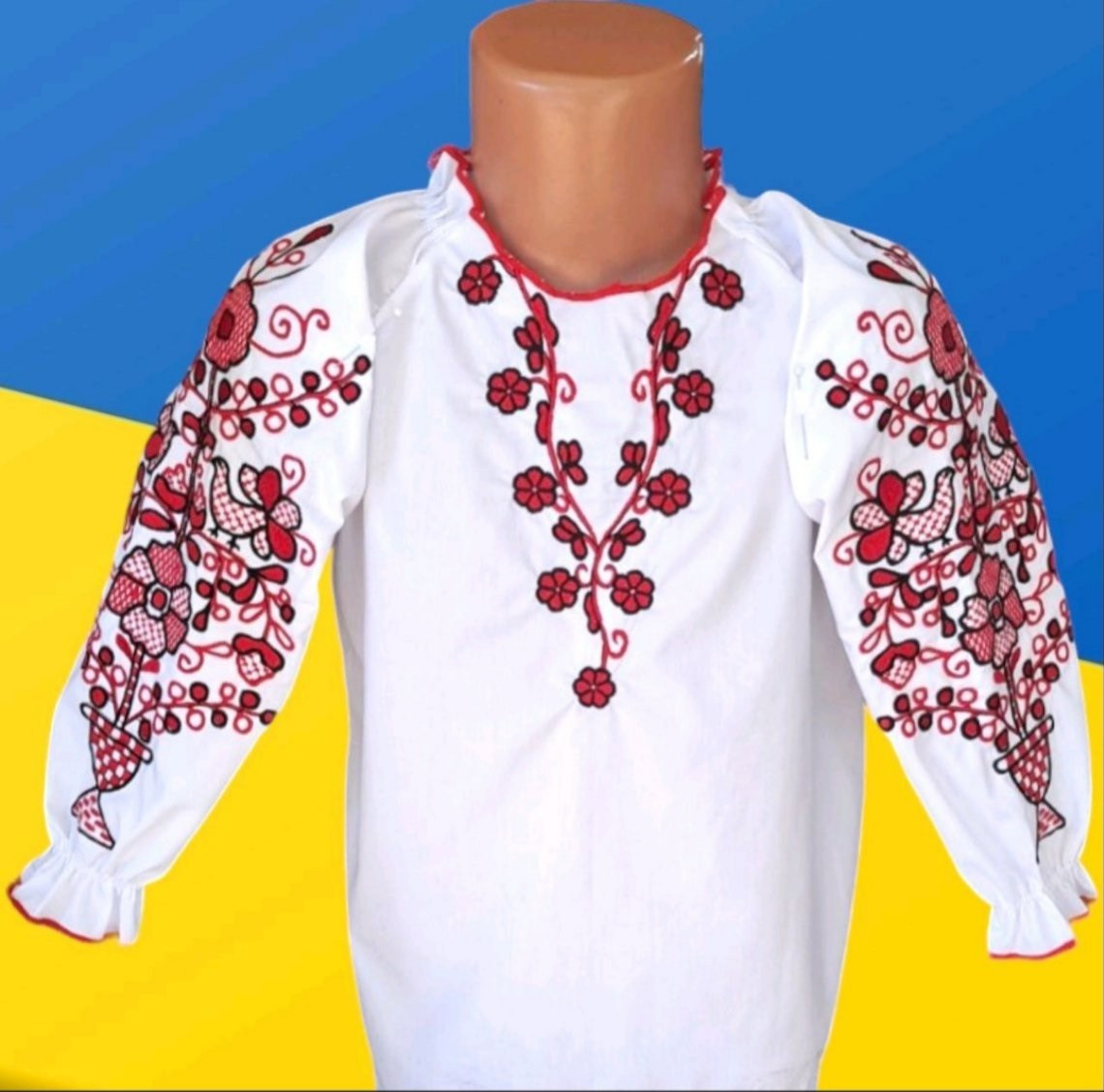 Опт Вишиванка для дівчаток рукав 3/4 з квітковою вишивкою р. 122-152, червоний