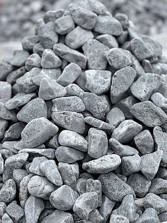 Галька сіра декоративна мармурова для клумб (ціна за 1 кг від 1 тони)