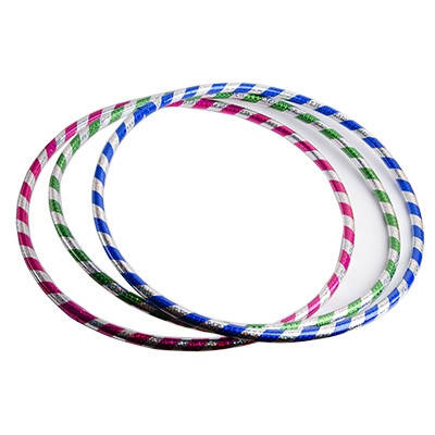 Обручі, палиці, гантелі, скакалки