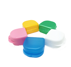 Контейнер для ортодонтичних конструкцій 44мм*70мм*80мм