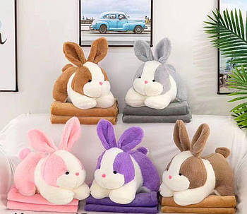 М'яка дитяча іграшка Кролик із ковдрою, плюшева іграшка Кролик із пледом 45 см Nina