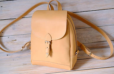 Жіночий рюкзак Женева з натуральної шкіри колір Кремовий