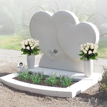 Пам’ятники з мармуру Елегантність та довговічність на всі часи