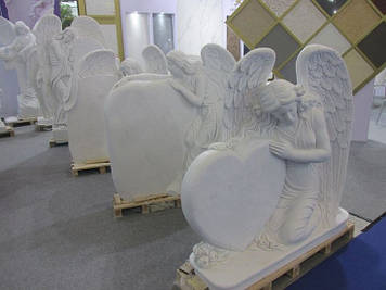 Білі Ангели мармуру пам’ятник вишуканість та вічність пам’яті