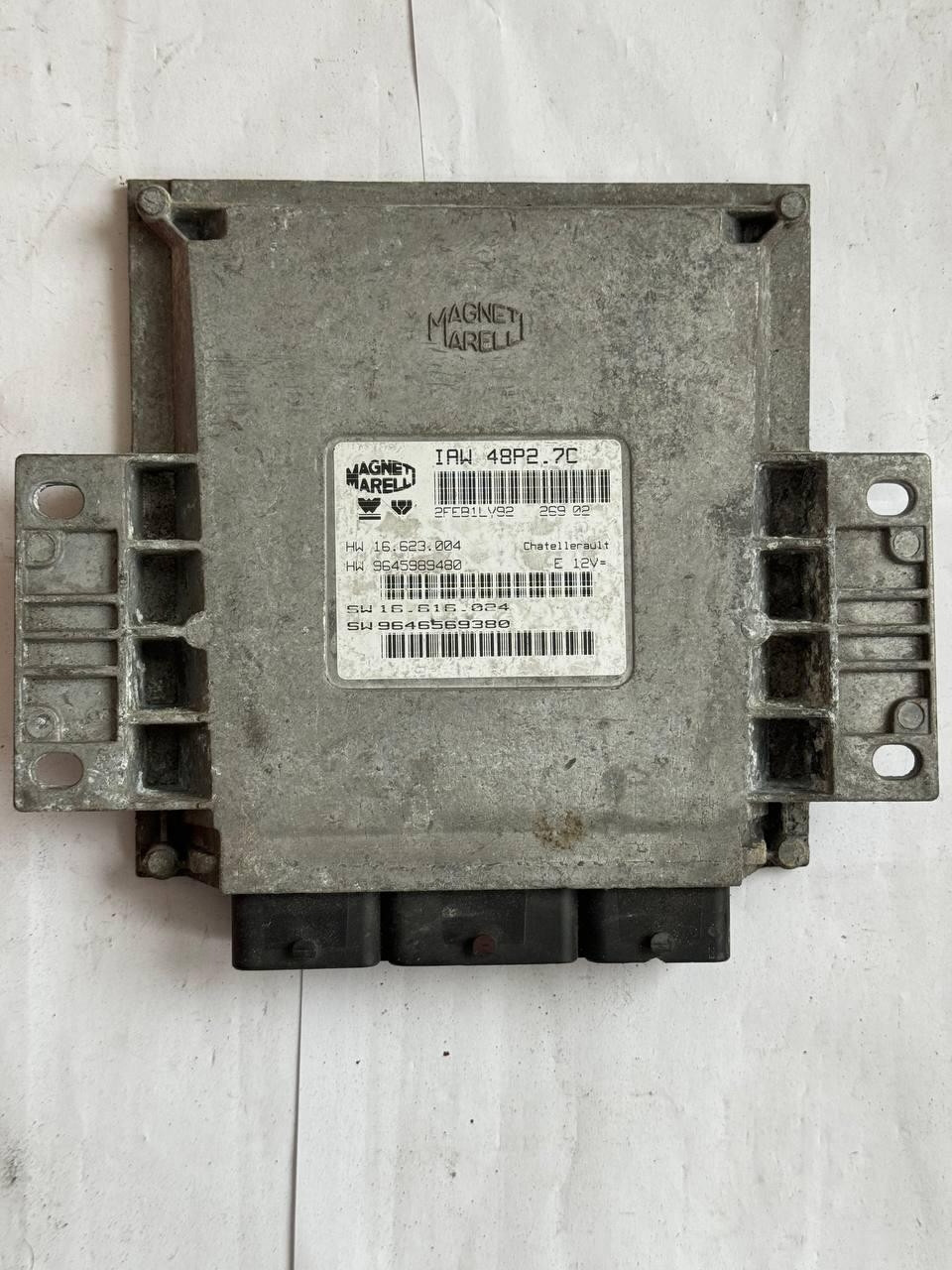 Електронний блок керування Magneti Marelli 12 V IAW 48P2.7C / IAW48P27C / SW9646569380