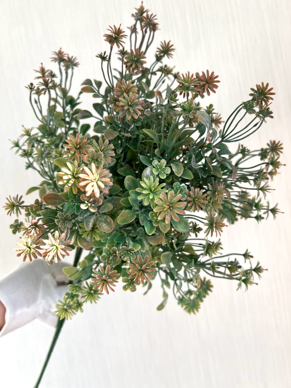 Гілка декоративна для добавок у композиції (зелена з коричневим 67 см), фото 1