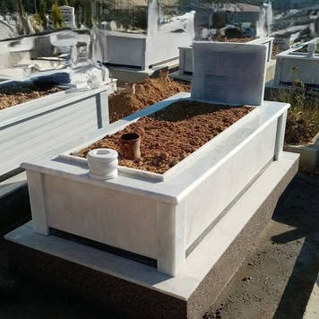 Мармурний пам'ятник "Всесвіт часу" 1000*2000