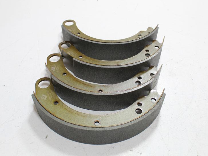 Колодки задні гальмівні ГАЗ 2410-3110, УАЗ 469 24-3501090 AT 2090-024BP-C