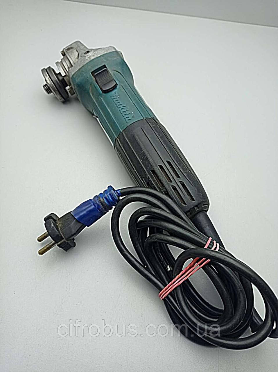 Шліфувальна машинка болгарка Б/У Makita GA5030