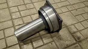 Кришка валу первинного (вир-во ГАЗ) 3309-1701040 UA1