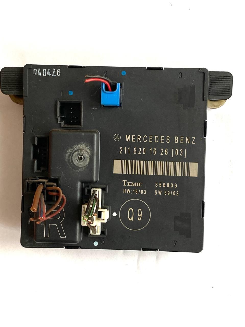 Електронний блок запобіжників Mercedes Temic 211 820 16 26 (03) / 2118201626(03) / 356806