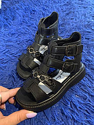 STTOPA Розмір 26,29. Босоніжки дитячі для дівчинки чорні