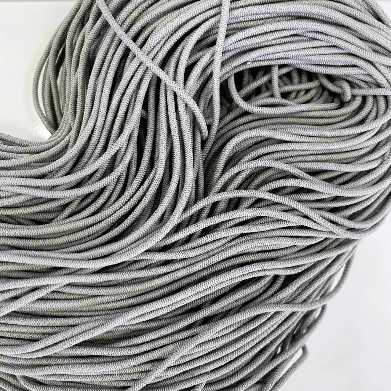 Гумка капелюшна 3мм колір сірий світлий (уп 50м) Б