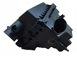 Підкапотний простір