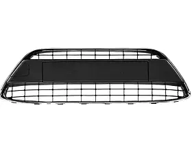 Решітка бампера середня Ford Fiesta 09-13 (Тайвань) з хром рамкой 1766625