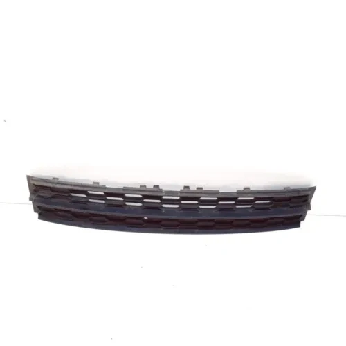 Решітка бампера середня Skoda Octavia A7 17-20 без отв. під п/тронік (Тайвань). 5E0853677L, фото 1