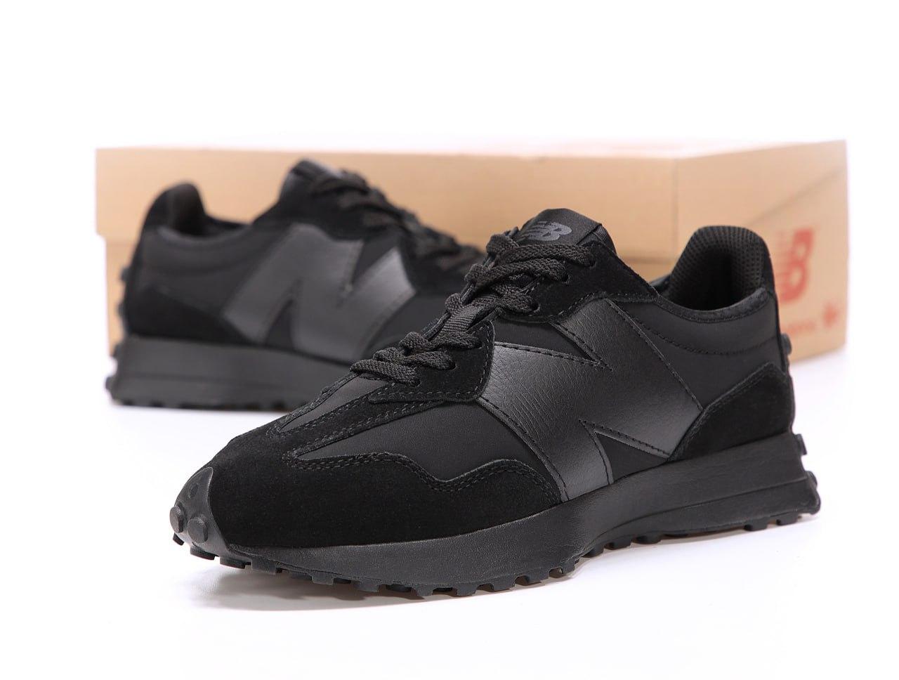 Чоловічі кросівки New Balance 327 All Black Взуття Нью Беланс 327 замша текстиль демісезон