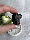 Шерл необроблений натуральний 37*35*15 мм камінь чорний турмалін., фото 3