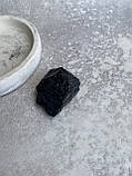 Шерл необроблений натуральний 30*30*13 мм камінь чорний турмалін., фото 5