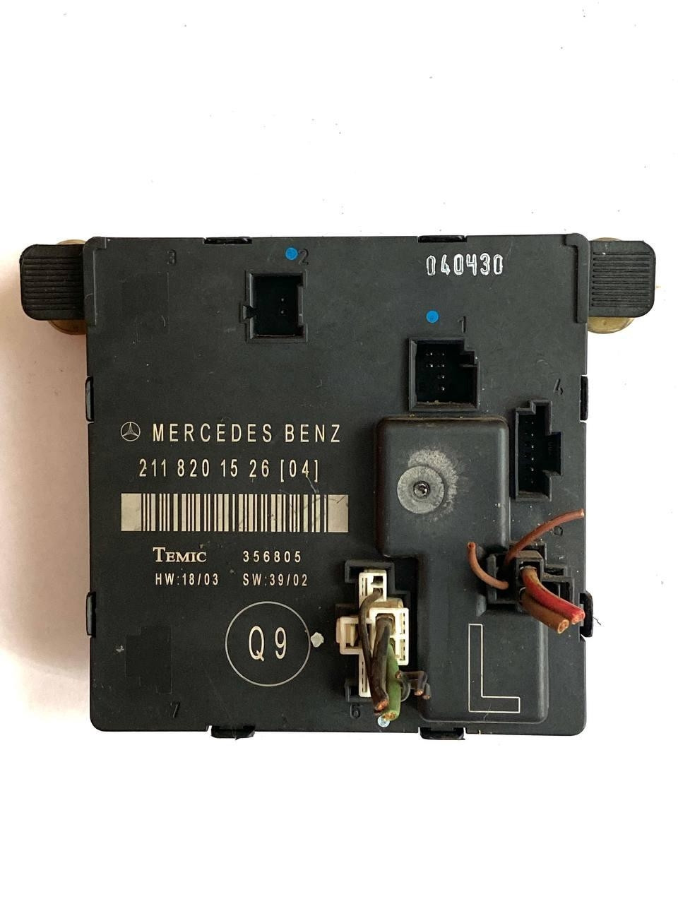 Електронний блок запобіжників Mercedes Temic 211 820 15 26 (04) / 2118201526(04) / 356 805 / 356805