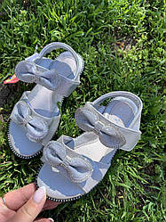 STTOPA Розмір 27,29. Босоніжки дитячі для дівчинки сріблясті