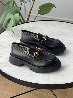 靴 GUCCI Horsebit Leather Loafers GUCCI Horsebit-embellished leather loafers | NET-A-PORTER