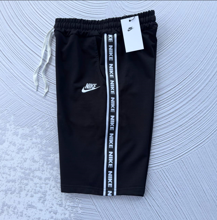 Чорні шорти Nike Найк лампас чоловічі літні трикотажні стильні з логотипом для повсякденного носіння