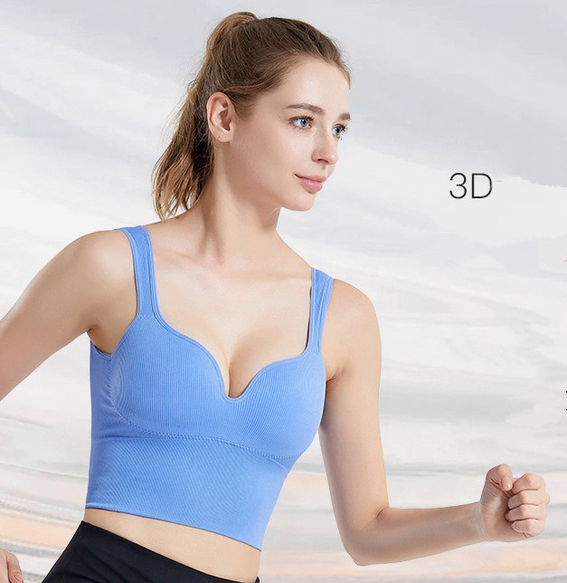 Подовжений 3D топ із формованими чашками з легким push up