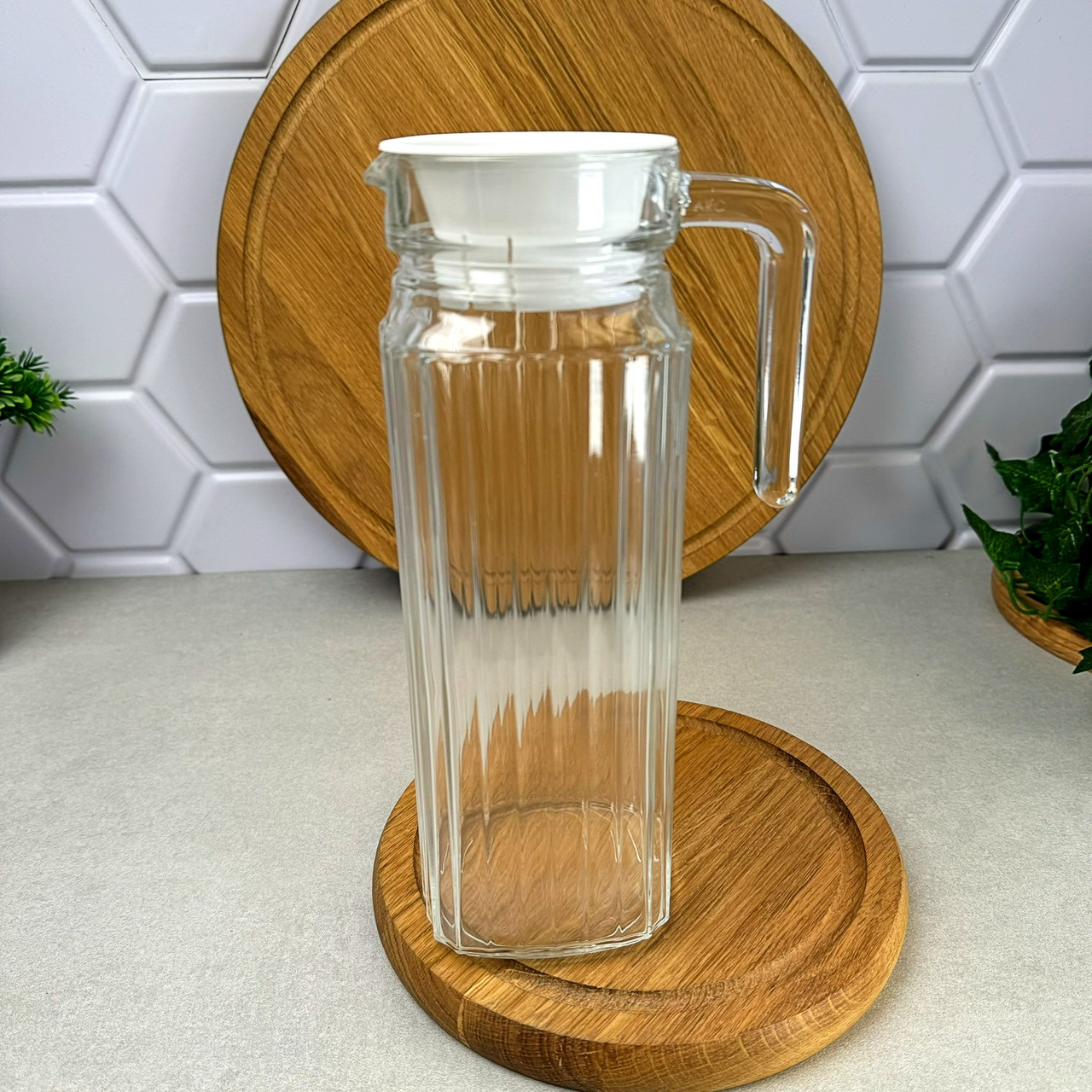 Скляний глечик 1.1л з білою кришкою Люмінарк Quadro, фото 1