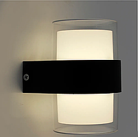 Світлодіодний світильник бра Esllse VALO 9W 720Лм 4000К R-105×95×135-BLACK/CLEAR-220- IP54