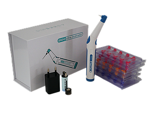 EndoActivator (Ендоактиватор), прилад для гідродинамічної активації розчинів у кореневому каналі