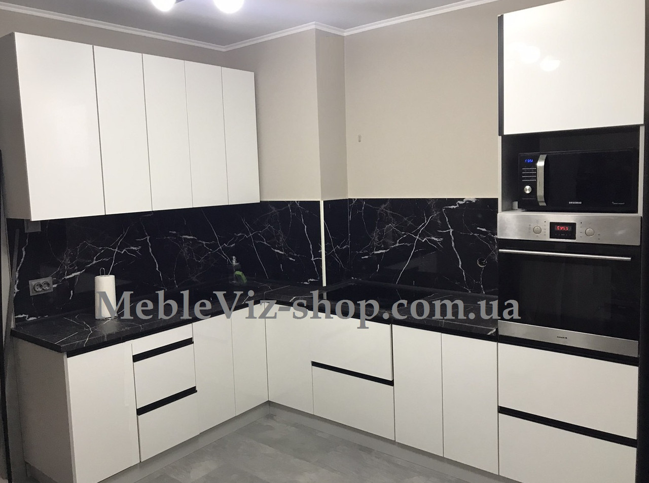 Кухня кутова Софі з пеналом, білий лак 2х2,8м, фото 1