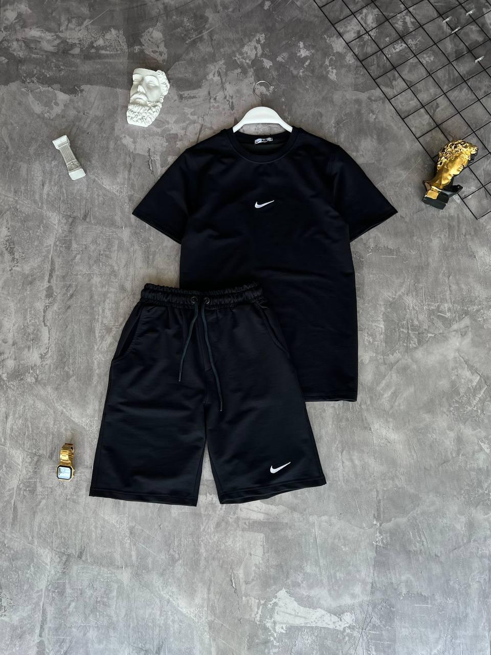 Чоловічий літній костюм Nike Футболка+Шорти чорний комплект Найк