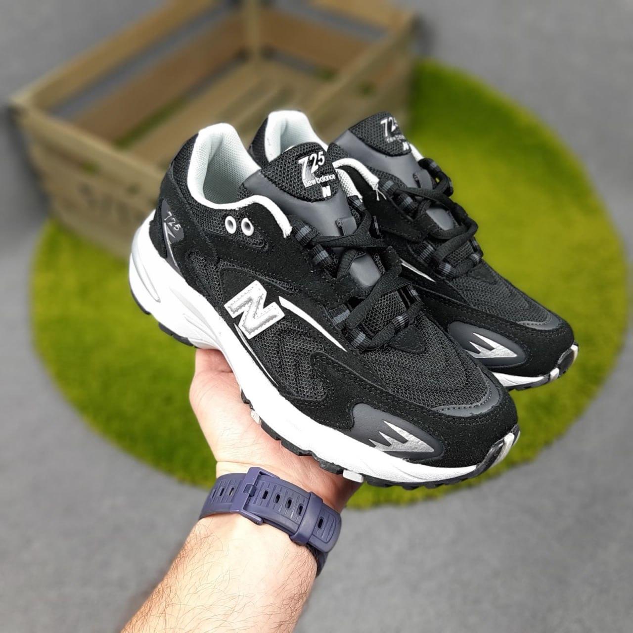 Чоловічі кросівки New Balance 725 Black White (Чорні) Взуття Нью Беланс 725 шкіра текстиль демісезон В'єтнам