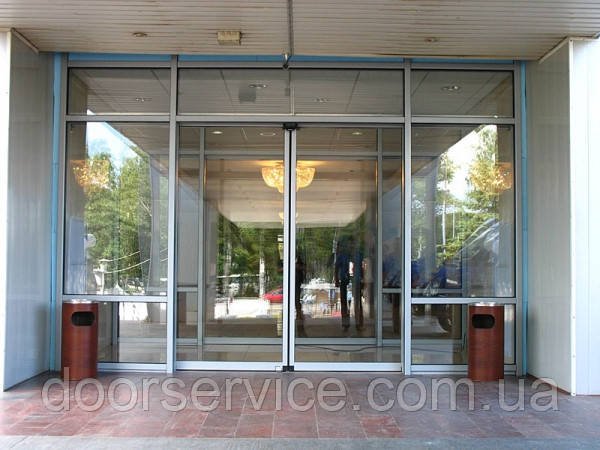 Шість причин вибору автоматичних дверей Geze Ecdrive