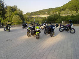 Мотоцикли і скутери