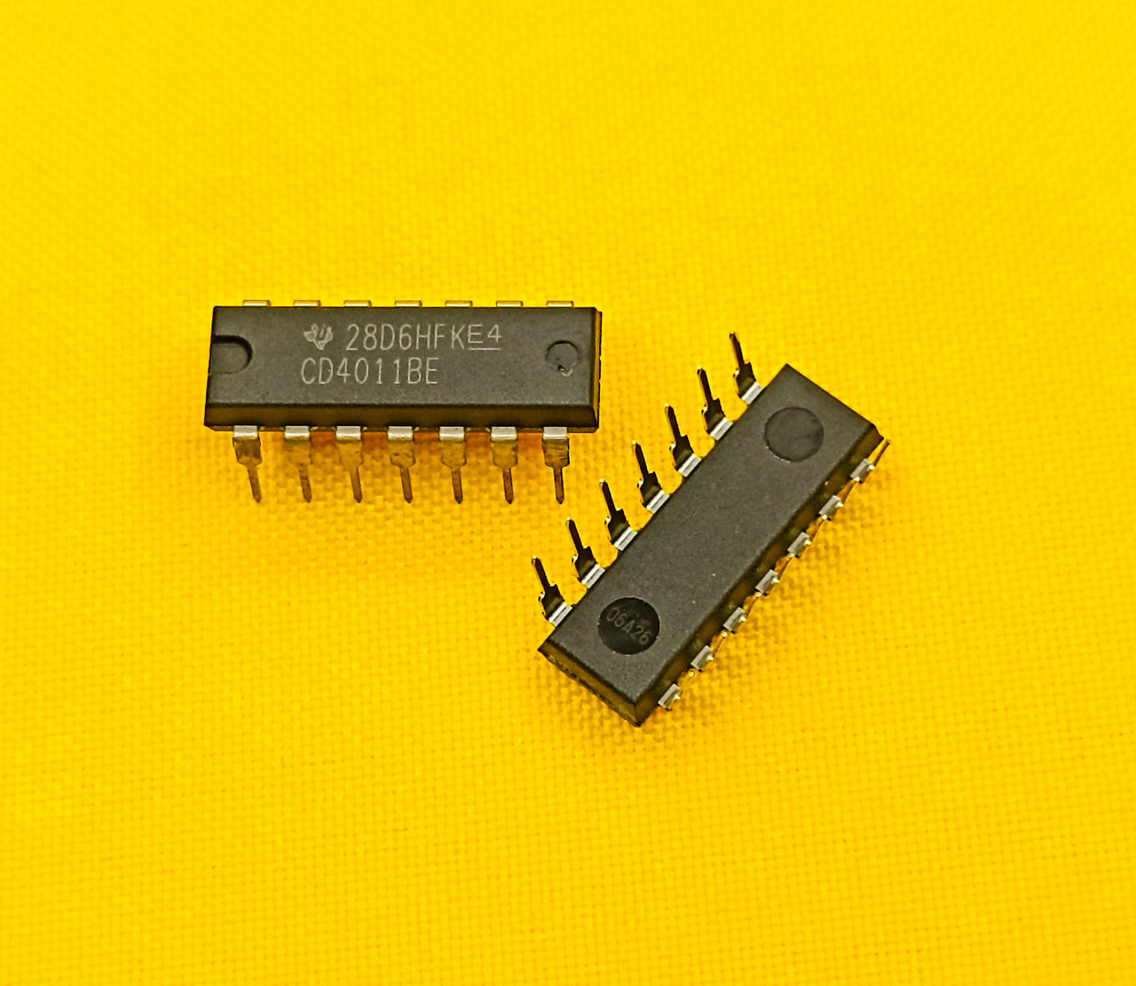 CD4013BE
