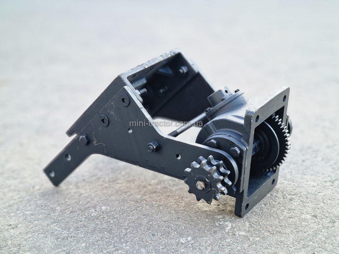 Приводной редуктор грунтофрезы или навесной механизм для мотоблока мототрактора Булат, Форте, Кентавр и других.