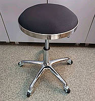 Стілець майстра без спинки на коліщатках м'який зі шкірозамінника чорний