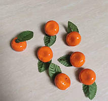 Мандарин з листочком із пінопласту 2.2 см (шт)
