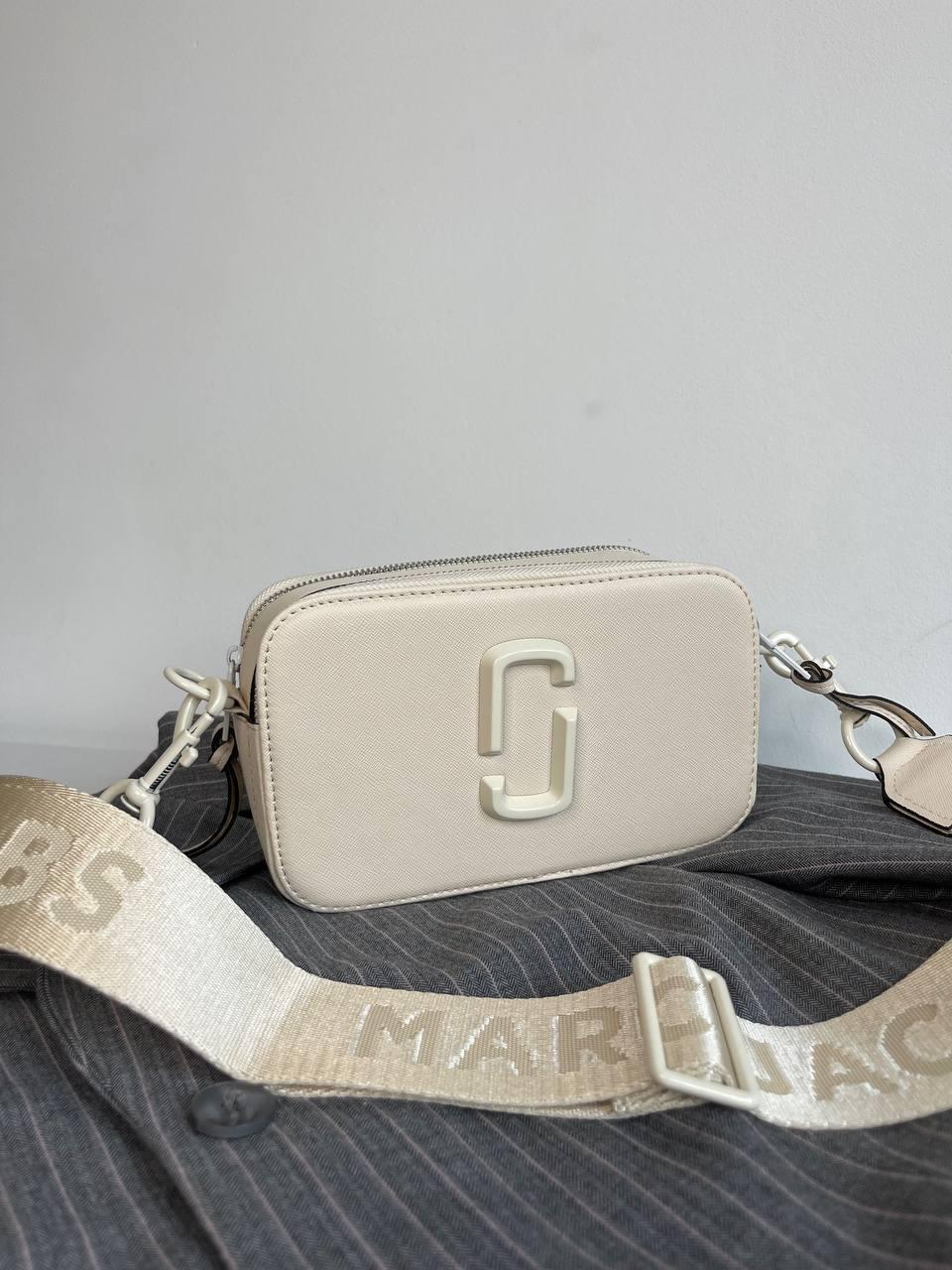 Жіноча сумка Marc Jacobs Beige сумочка кросс боді Марк Якобс бежева на 2 відділення MJ еко шкіра