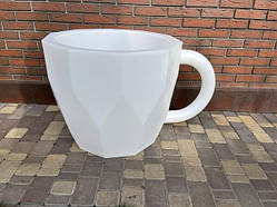 Вазон «Горнятко» 685*1130*820 мм. Об’єм – 120 літрів.