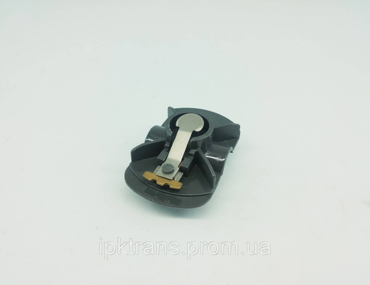 Бігунок трамблера двигуна NISSAN K21 № 2215755K15, 22157-55K15