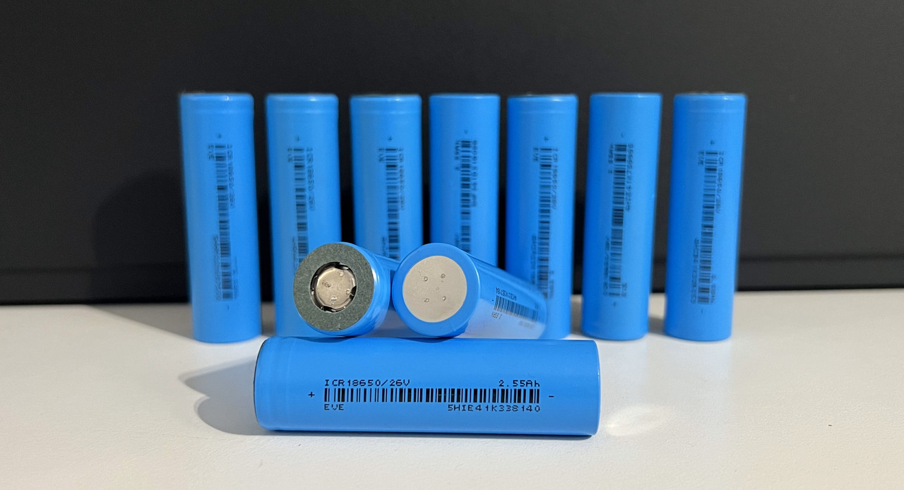 Акумулятор літій-іонний 18650 EVE ICR 2500mah 3.6V