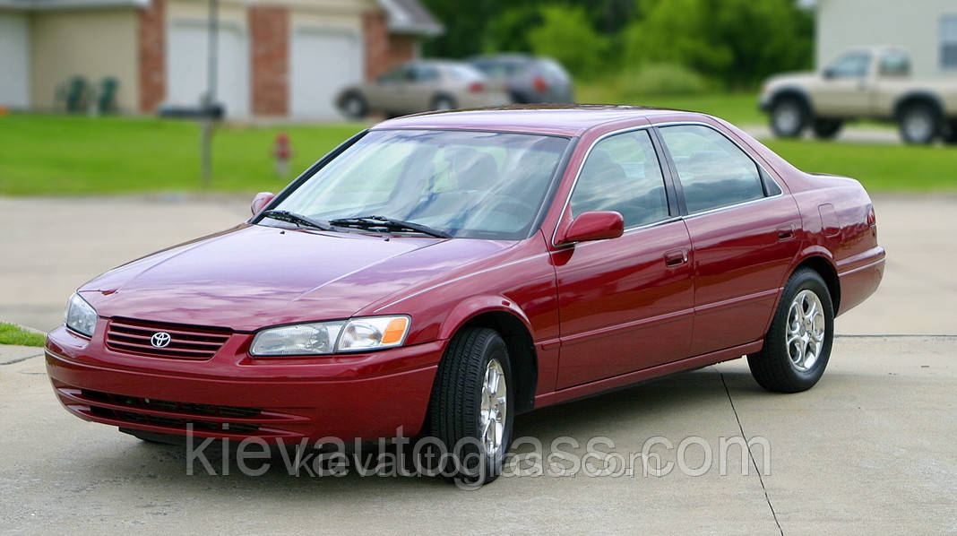 Лобове скло на Toyota Camry 20 1997-01 р.в., фото 1