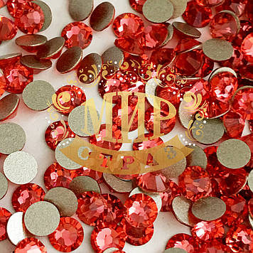 Камни Сваровски Padparadsha ss16(4mm)