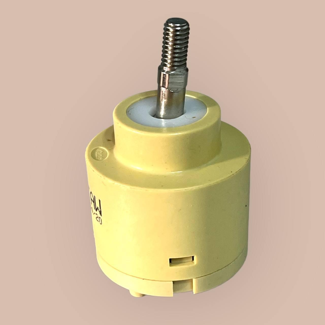 Картридж змішувача D40P-2017Y з різьбленням під змішувач водоспад 40 мм, фото 1